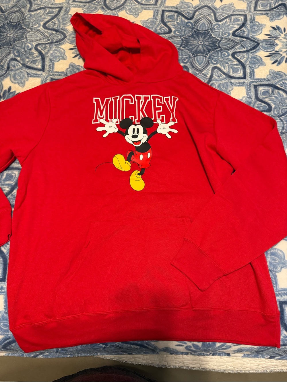 Disney Red Crewneck Hoodie with Mickey Graphic size XL GUC